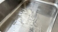prevent streaky cleaning marks